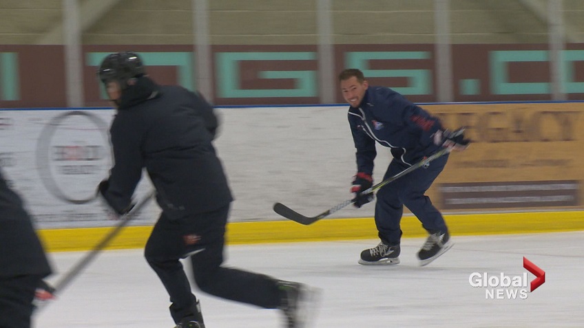 Click to play video: 'Calgary hockey players embrace chance to play for Canada at 2018 Olympics'